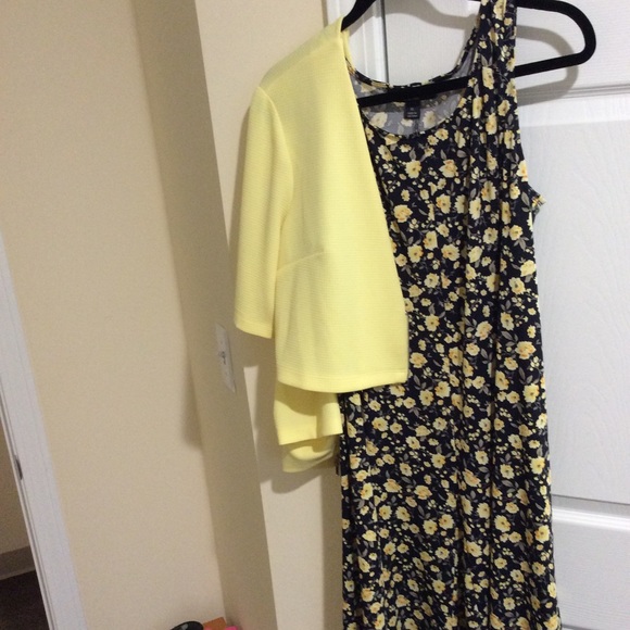 Dress Set - Picture 1 of 3